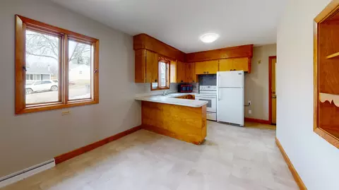 1211 18th St, Bismarck, ND 58501 photo 6