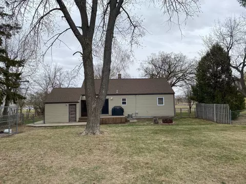 120 3rd St, Riverdale, ND 58565 photo 2