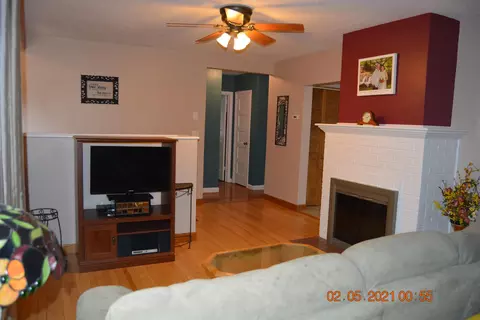 120 3rd St, Riverdale, ND 58565 photo 3