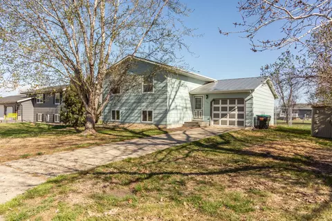 134 Sturgis Loop, Lincoln, ND 58504 photo 3