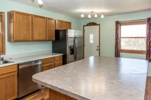 134 Sturgis Loop, Lincoln, ND 58504 photo 10