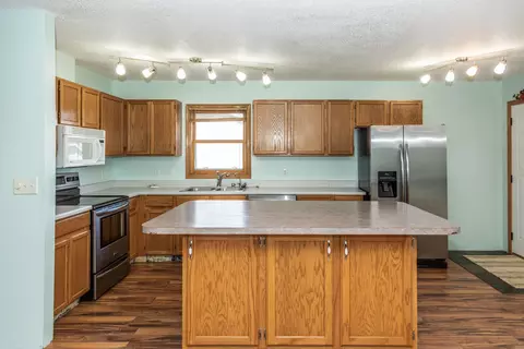 134 Sturgis Loop, Lincoln, ND 58504 photo 9