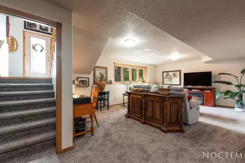 3102 Hackberry St, Bismarck, ND 58503 photo 25