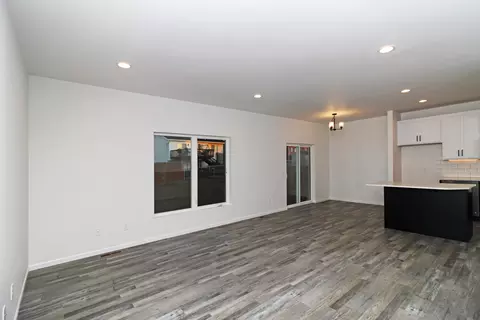 4809 34th Ave NW, Mandan, ND 58554 photo 5