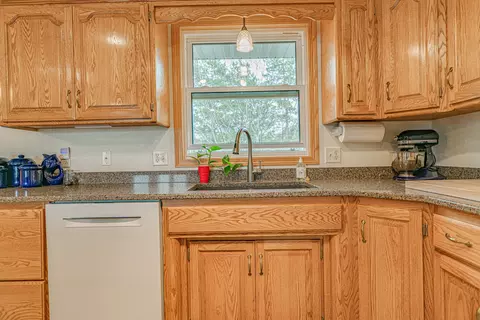 2716 10th Ave SE, Mandan, ND 58554 photo 6