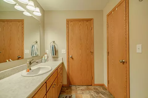 2716 10th Ave SE, Mandan, ND 58554 photo 39