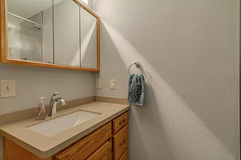 2716 10th Ave SE, Mandan, ND 58554 photo 24
