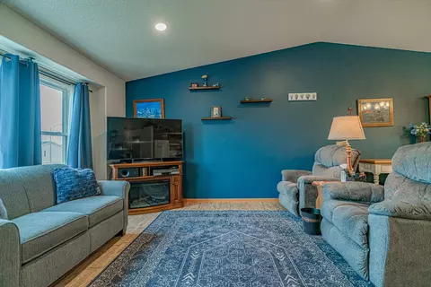 2716 10th Ave SE, Mandan, ND 58554 photo 13