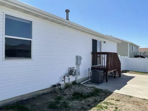 132 Dolan Dr, Lincoln, ND 58504 photo 7