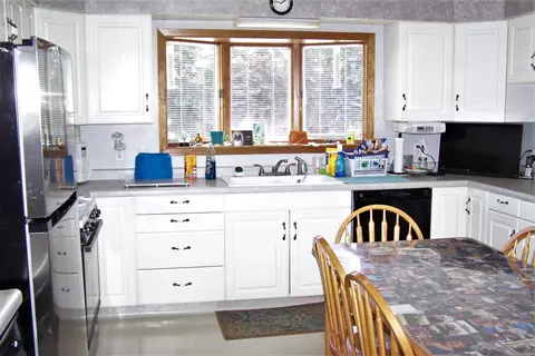 200 Lamborn Ave, Stanton, ND 58571 photo 4