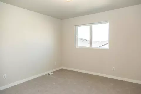 2508 Water Park Loop SE, Mandan, ND 58554 photo 21