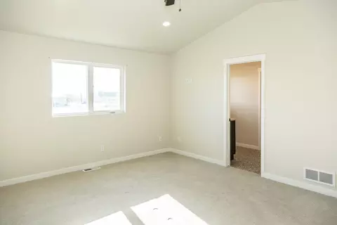 2508 Water Park Loop SE, Mandan, ND 58554 photo 14