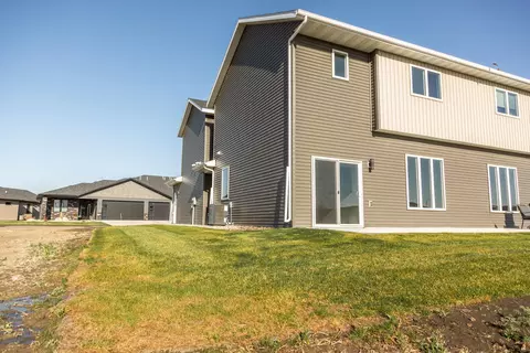 2508 Water Park Loop SE, Mandan, ND 58554 photo 28