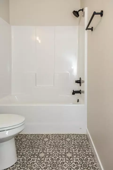 2508 Water Park Loop SE, Mandan, ND 58554 photo 25