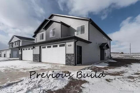 5611 Iron Dr, Bismarck, ND 58503 photo 2