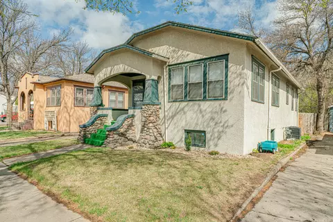 706 E Ave E, Bismarck, ND 58501 photo 2