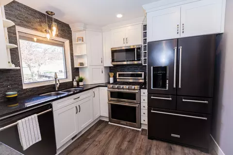 2330 E Boulevard Ave, Bismarck, ND 58501 photo 6