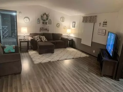 4242 Claridge Loop, Bismarck, ND 58503 photo 3