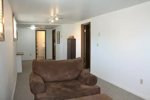 700 18th St N, Bismarck, ND 58501 photo 30