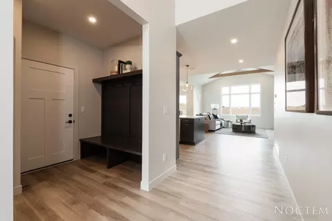 4729 Marsh Hawk Dr, Bismarck, ND 58503 photo 5