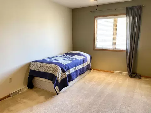 523 Juniper Dr, Bismarck, ND 58503 photo 25