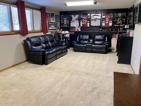 523 Juniper Dr, Bismarck, ND 58503 photo 26