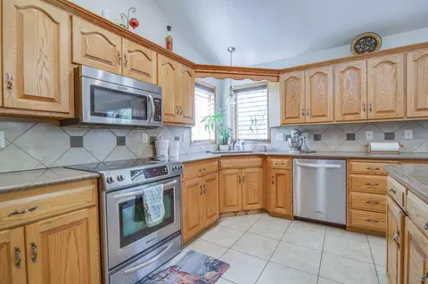 756 Juniper Dr, Bismarck, ND 58503 photo 64