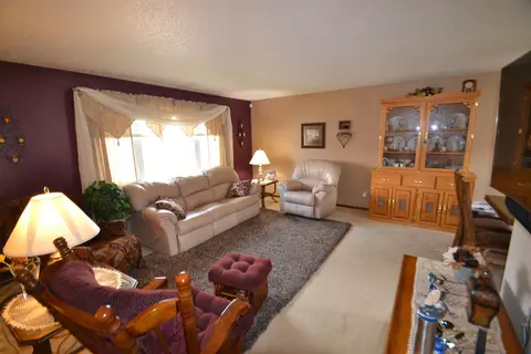 2005 Harmon Ave, Bismarck, ND 58501 photo 5