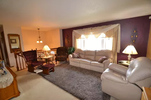 2005 Harmon Ave, Bismarck, ND 58501 photo 8