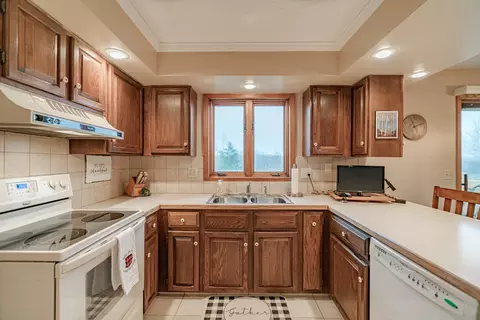 3065 Dublin Dr, Bismarck, ND 58503 photo 23