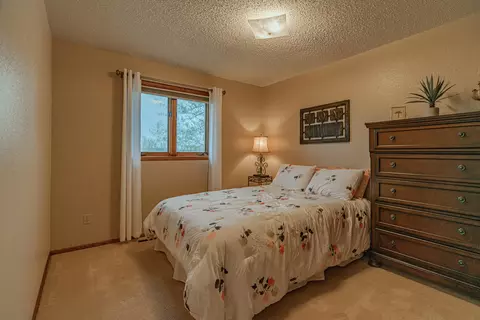 3065 Dublin Dr, Bismarck, ND 58503 photo 6