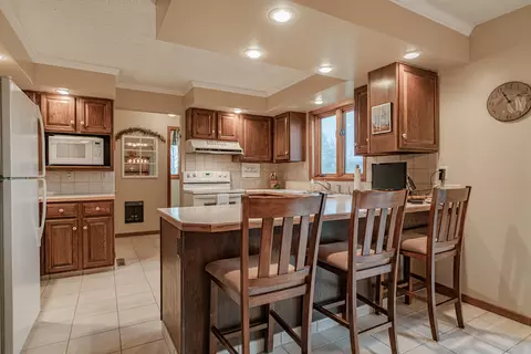 3065 Dublin Dr, Bismarck, ND 58503 photo 20