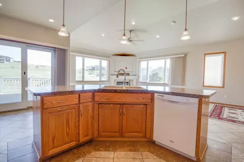 3436 Thunderbird Ln, Bismarck, ND 58503 photo 23