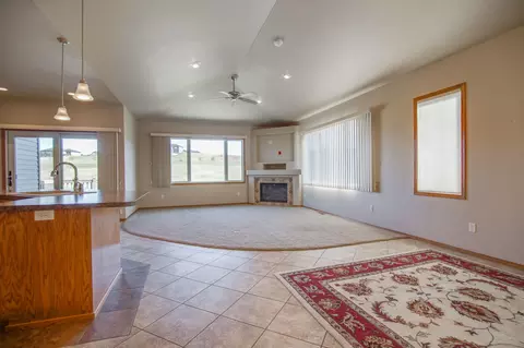 3436 Thunderbird Ln, Bismarck, ND 58503 photo 10