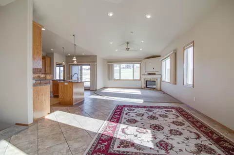 3436 Thunderbird Ln, Bismarck, ND 58503 photo 7