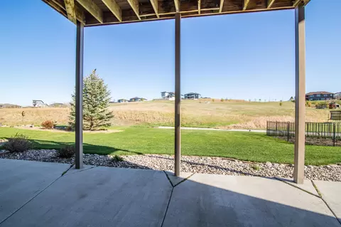 3436 Thunderbird Ln, Bismarck, ND 58503 photo 85