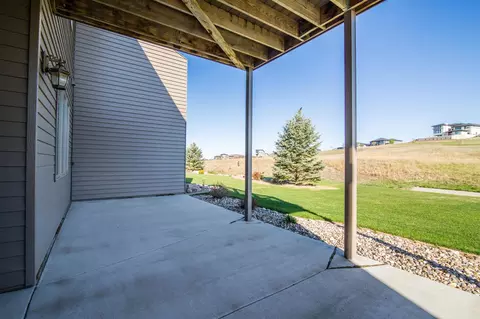 3436 Thunderbird Ln, Bismarck, ND 58503 photo 86