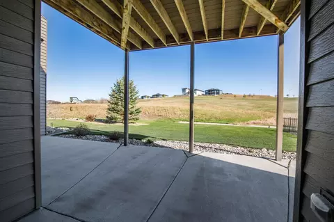 3436 Thunderbird Ln, Bismarck, ND 58503 photo 84