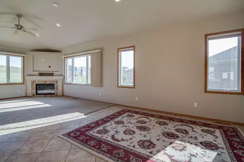 3436 Thunderbird Ln, Bismarck, ND 58503 photo 9