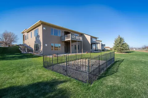 3436 Thunderbird Ln, Bismarck, ND 58503 photo 88