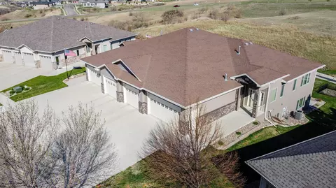3436 Thunderbird Ln, Bismarck, ND 58503 photo 96