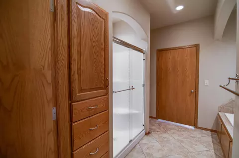 3436 Thunderbird Ln, Bismarck, ND 58503 photo 33