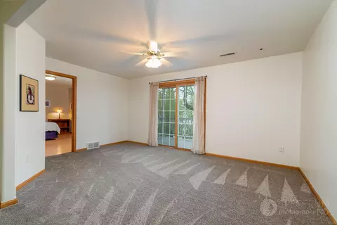 606 Collins Ct NW, Mandan, ND 58554 photo 27