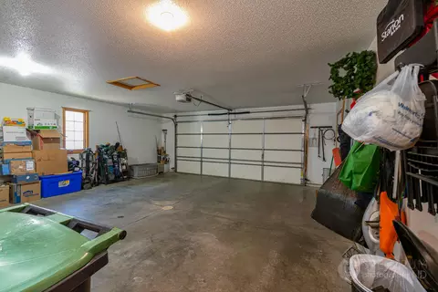 606 Collins Ct NW, Mandan, ND 58554 photo 34