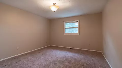 603 Craig Dr NW, Mandan, ND 58554 photo 10