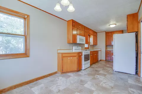 607 16th St S, Bismarck, ND 58504 photo 8