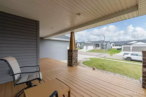 4706 Grey Hawk Ln, Bismarck, ND 58503 photo 42