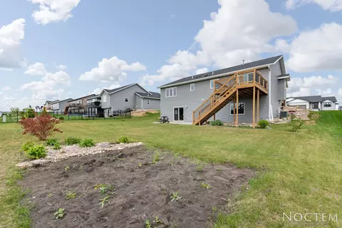 4706 Grey Hawk Ln, Bismarck, ND 58503 photo 47