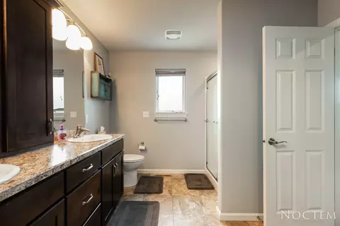 4706 Grey Hawk Ln, Bismarck, ND 58503 photo 12