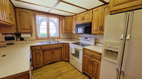2329 Jackson Ave, Bismarck, ND 58501 photo 13